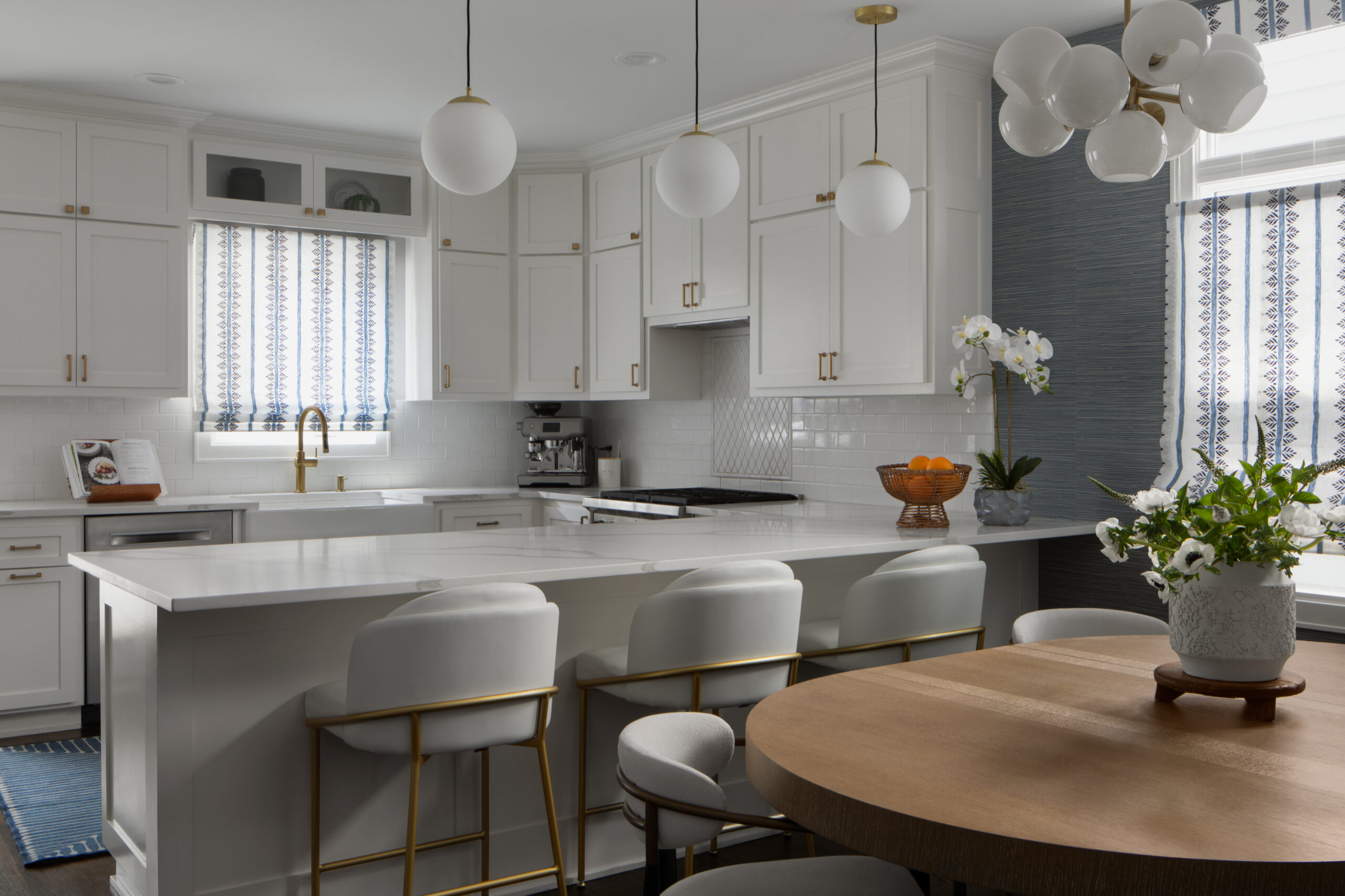 Wolcott_Ave_Matte_and_Gloss_Interiors_Ryan_Hainey_Photography_009